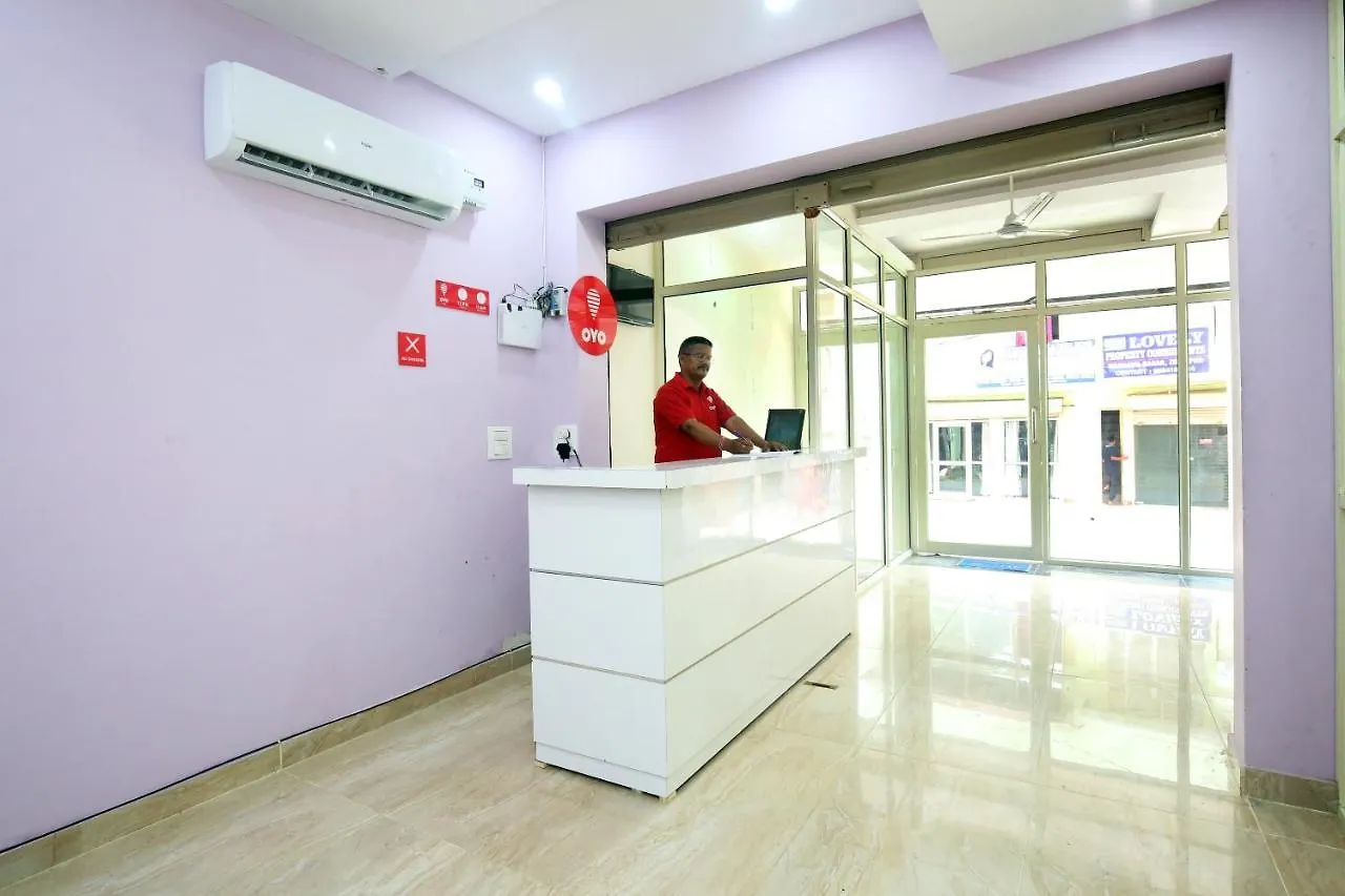 Oyo The Platinum Hotel Zirakpur