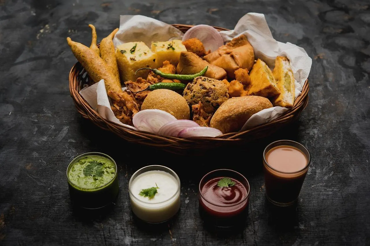 ***  Oyo The Platinum Hotel Zirakpur India